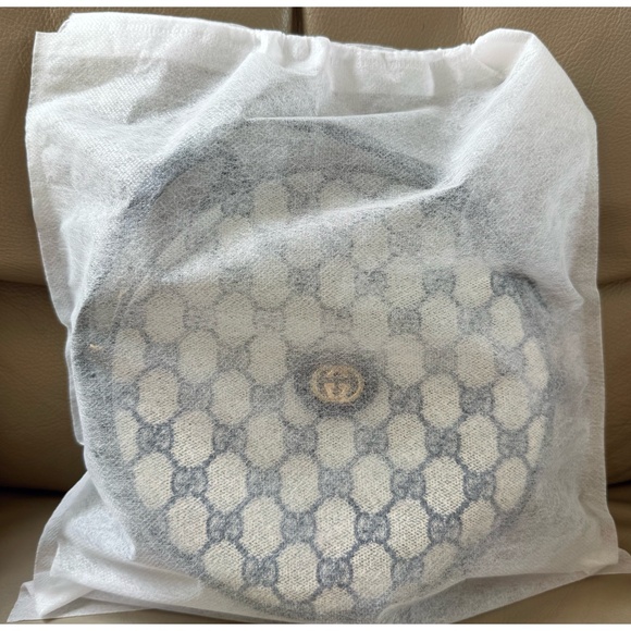 Authentic Vintage Gucci Canteen Round Navy Monogram Canvas Leather Crossbody Bag - Picture 10 of 11